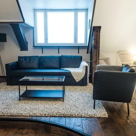 Wehost Laivastokatu 14
